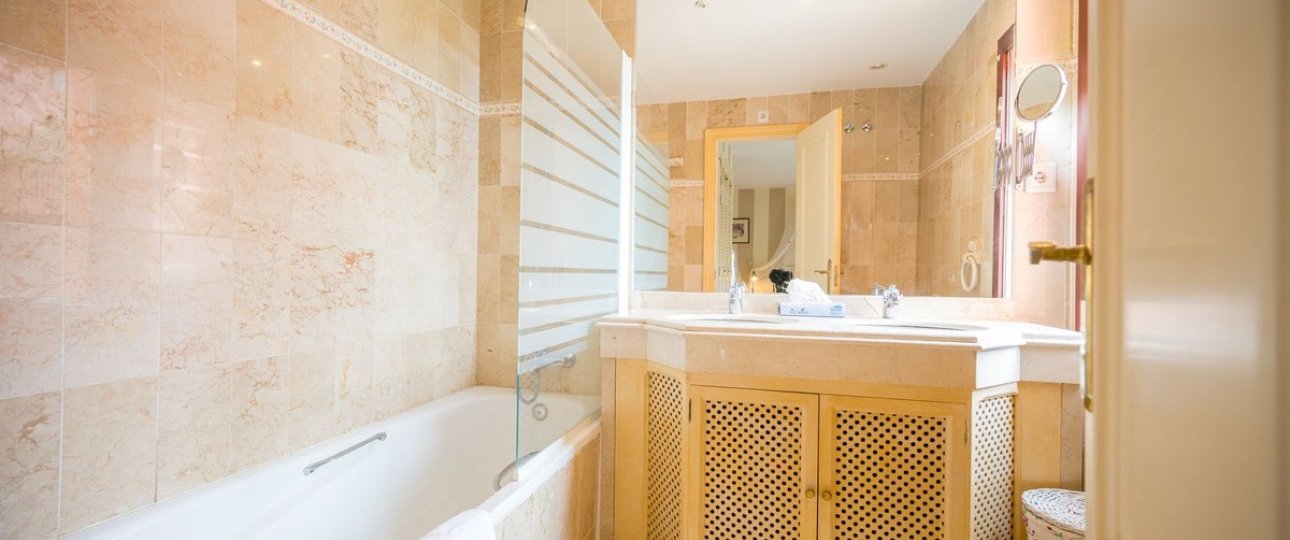 Rynek wtórny - apartment - Marbella - El Rosario