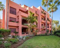 Rynek wtórny - apartment - Marbella - El Rosario