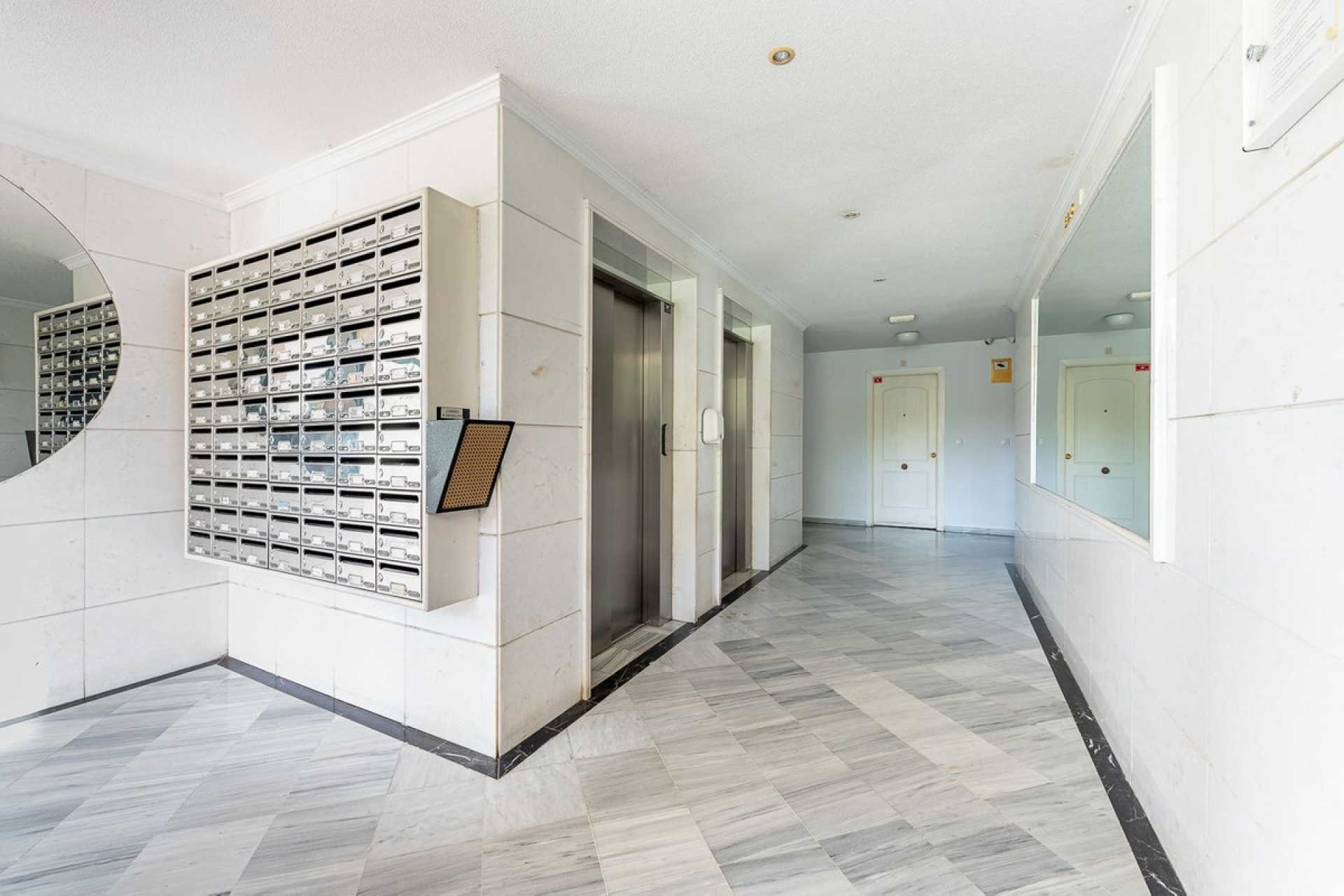 Rynek wtórny - apartment - Marbella - El Rosario