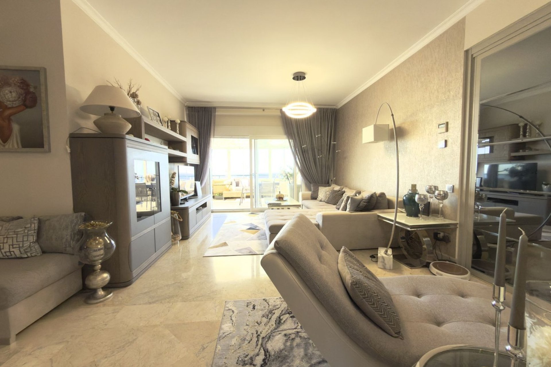 Rynek wtórny - apartment - Marbella - Elviria