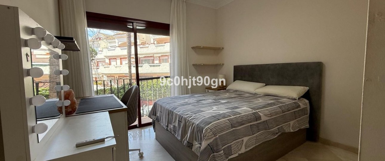 Rynek wtórny - apartment - Marbella - Elviria