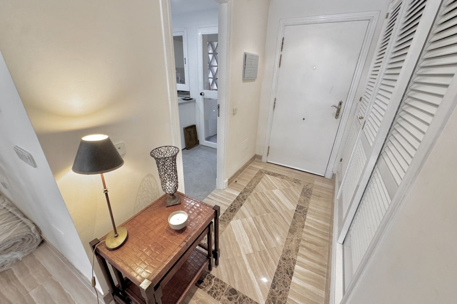 Rynek wtórny - apartment - Marbella - Elviria