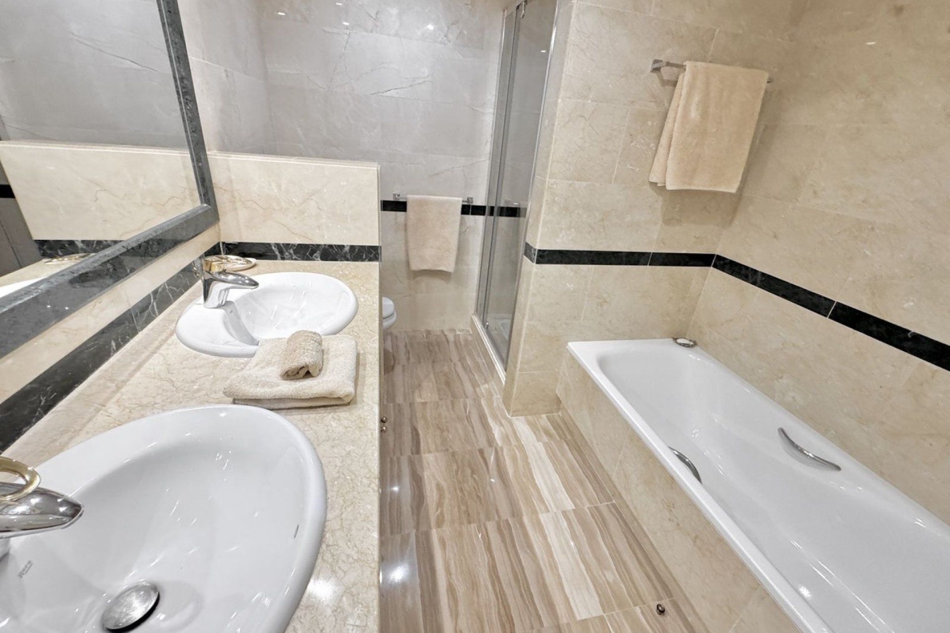 Rynek wtórny - apartment - Marbella - Elviria