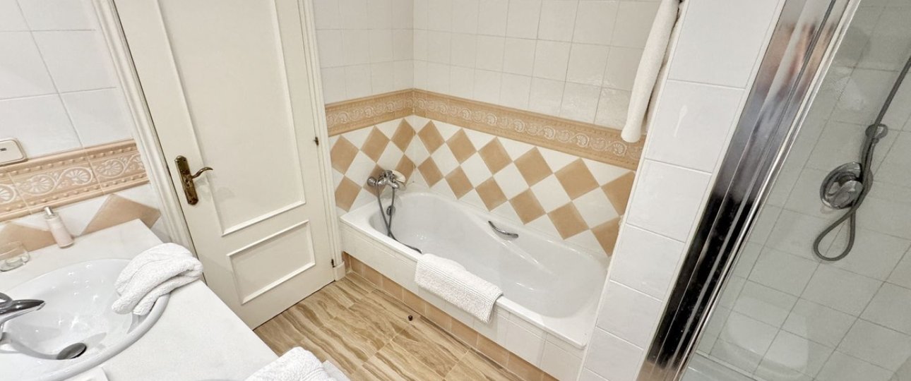 Rynek wtórny - apartment - Marbella - Elviria