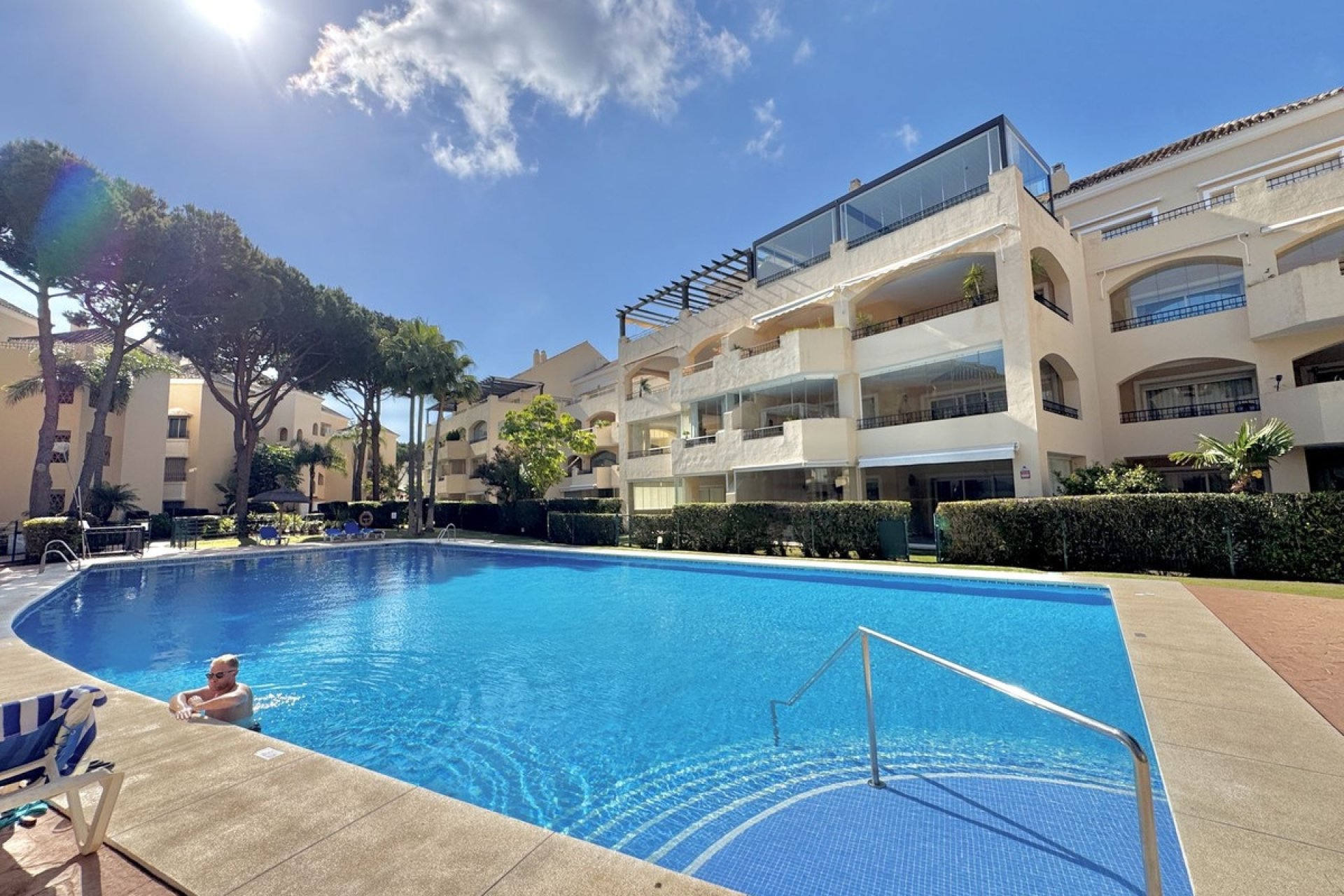 Rynek wtórny - apartment - Marbella - Elviria