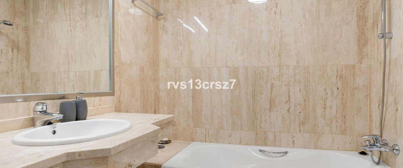 Rynek wtórny - apartment - Marbella - Elviria