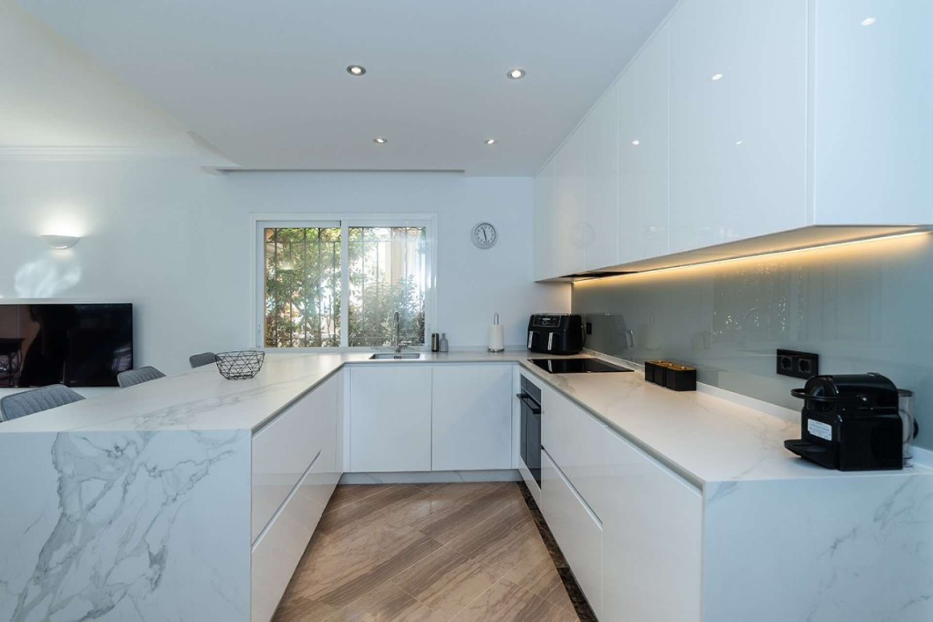 Rynek wtórny - apartment - Marbella - Elviria
