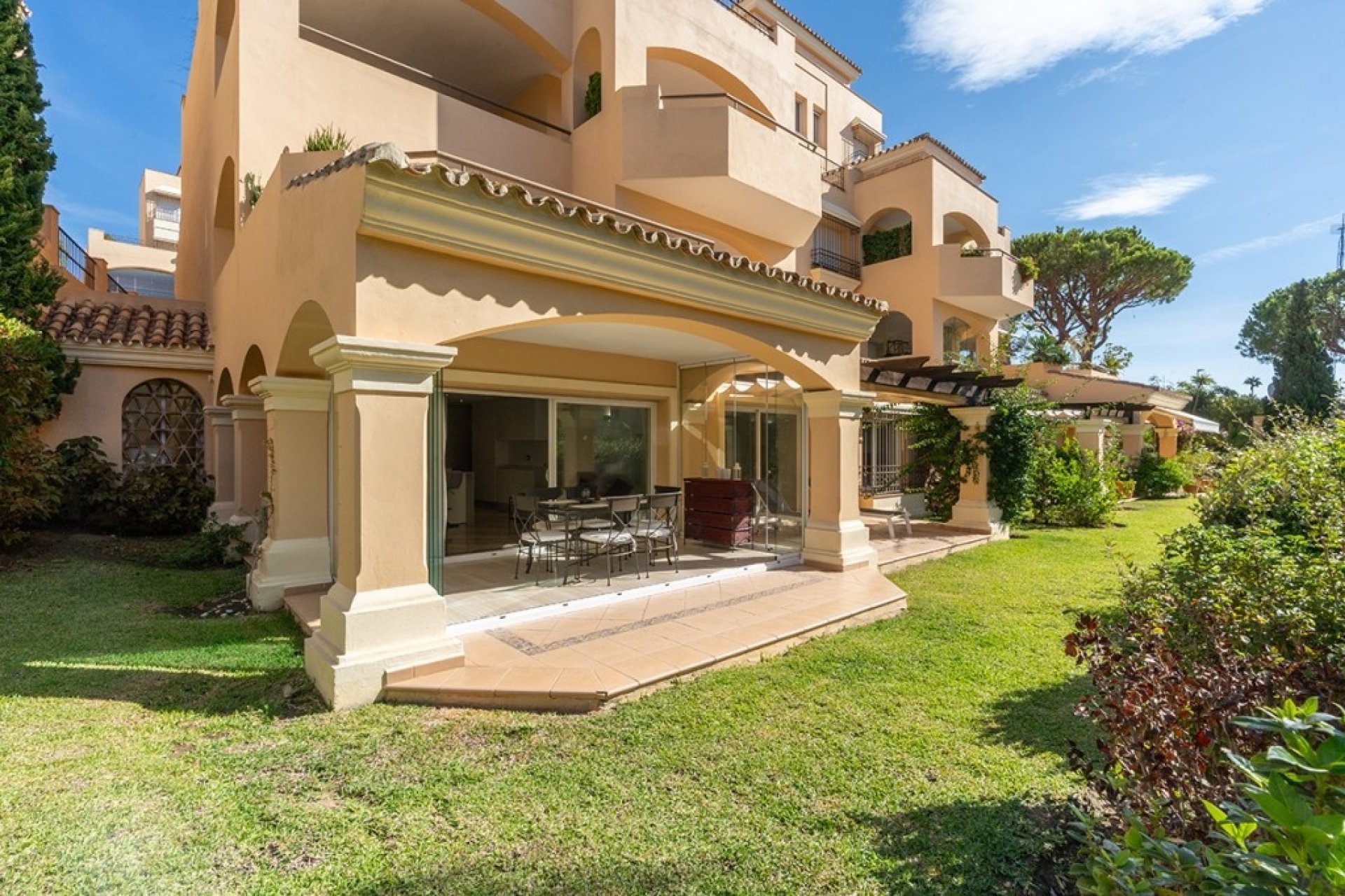 Rynek wtórny - apartment - Marbella - Elviria