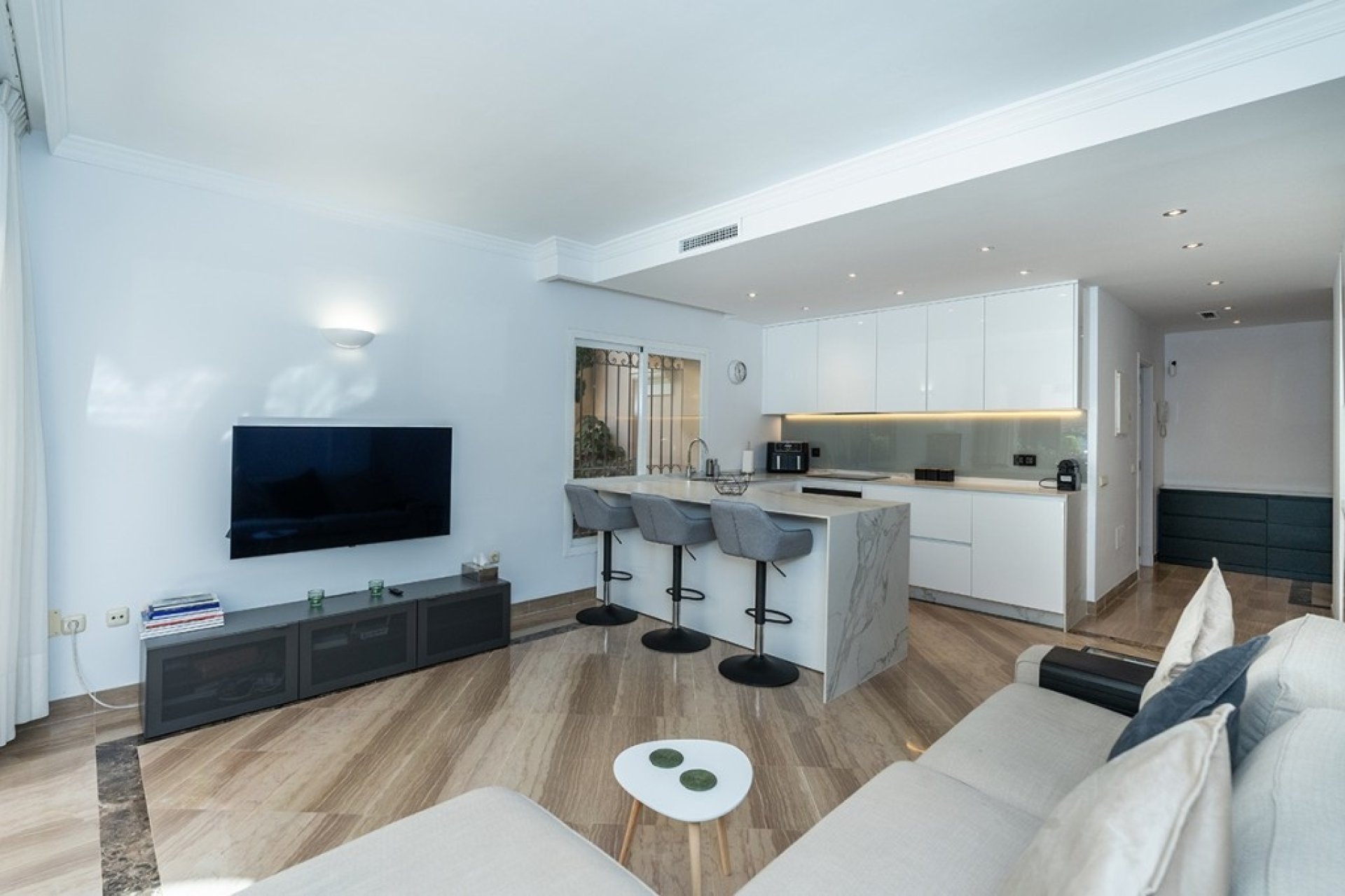 Rynek wtórny - apartment - Marbella - Elviria