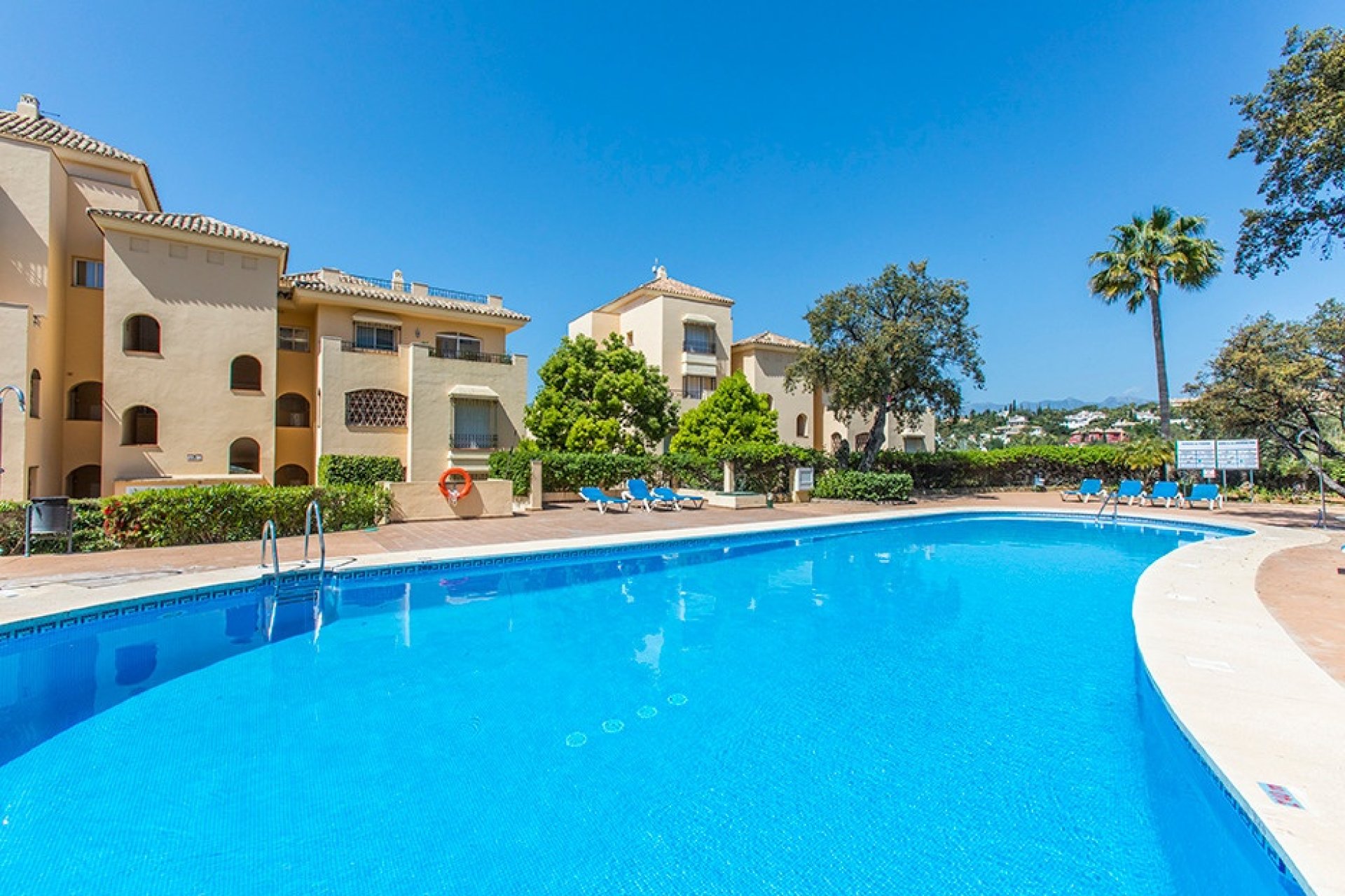 Rynek wtórny - apartment - Marbella - Elviria