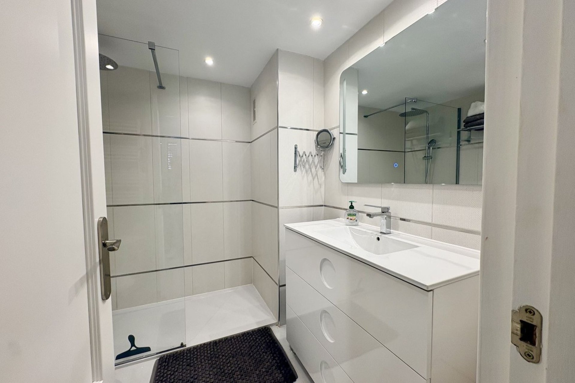 Rynek wtórny - apartment - Marbella - Elviria