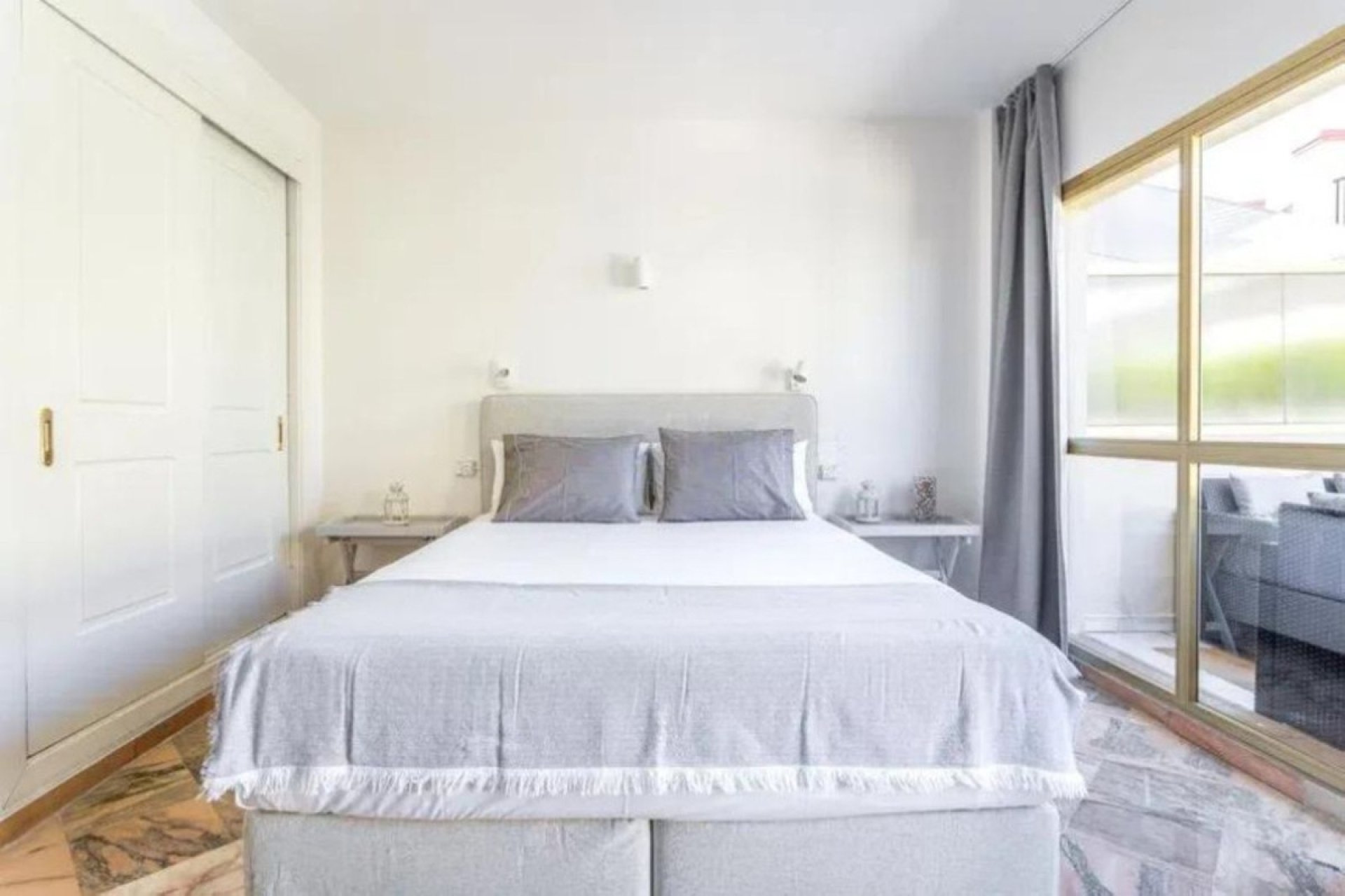 Rynek wtórny - apartment - Marbella - Elviria
