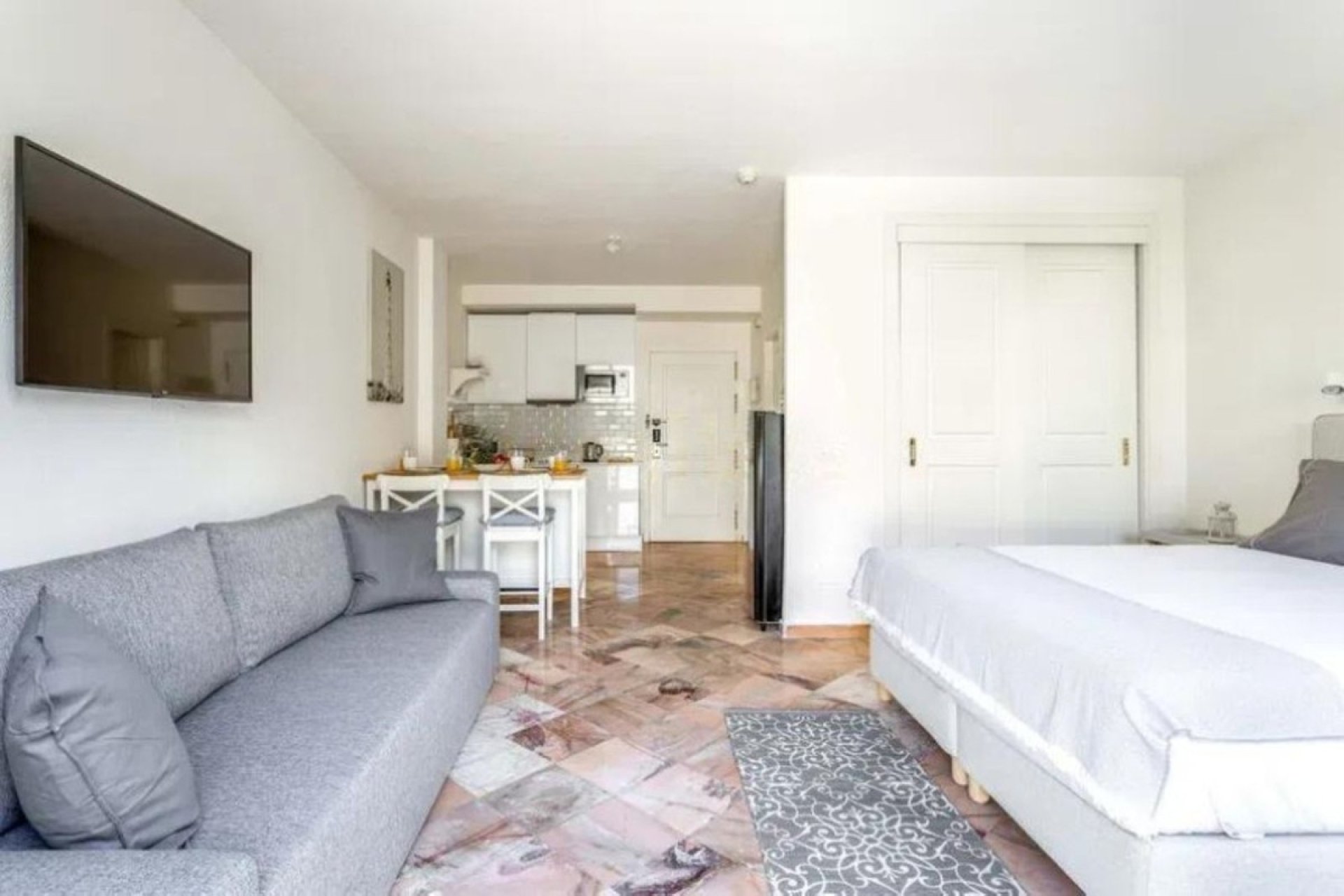 Rynek wtórny - apartment - Marbella - Elviria