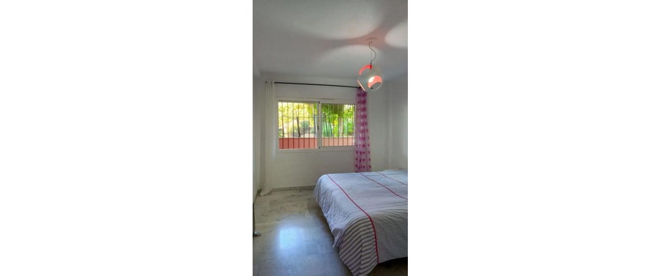 Rynek wtórny - apartment - Marbella - Elviria