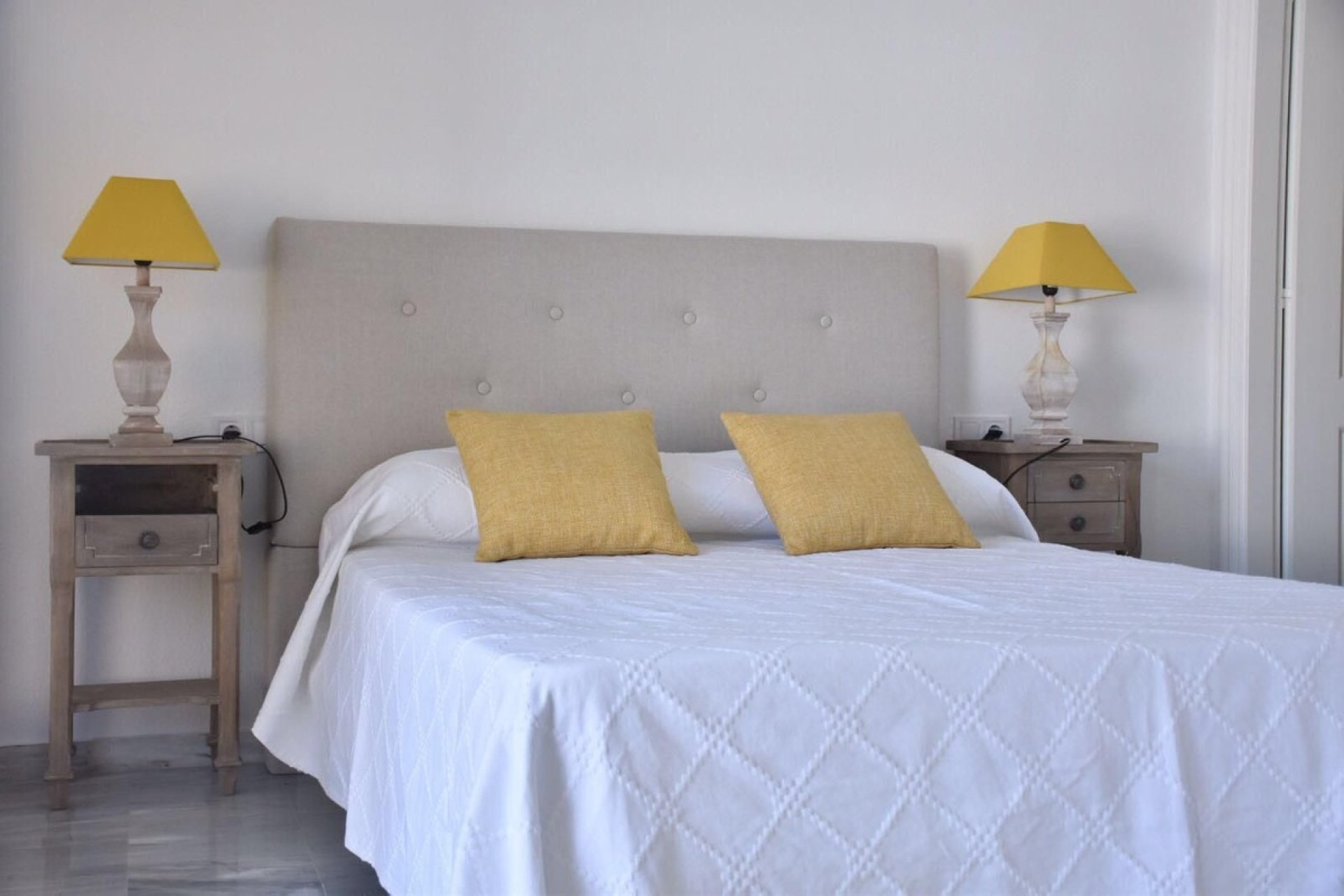Rynek wtórny - apartment - Marbella - Elviria