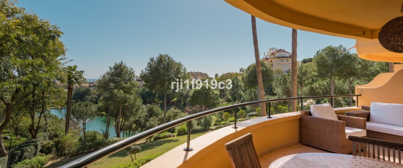 Rynek wtórny - apartment - Marbella - Elviria