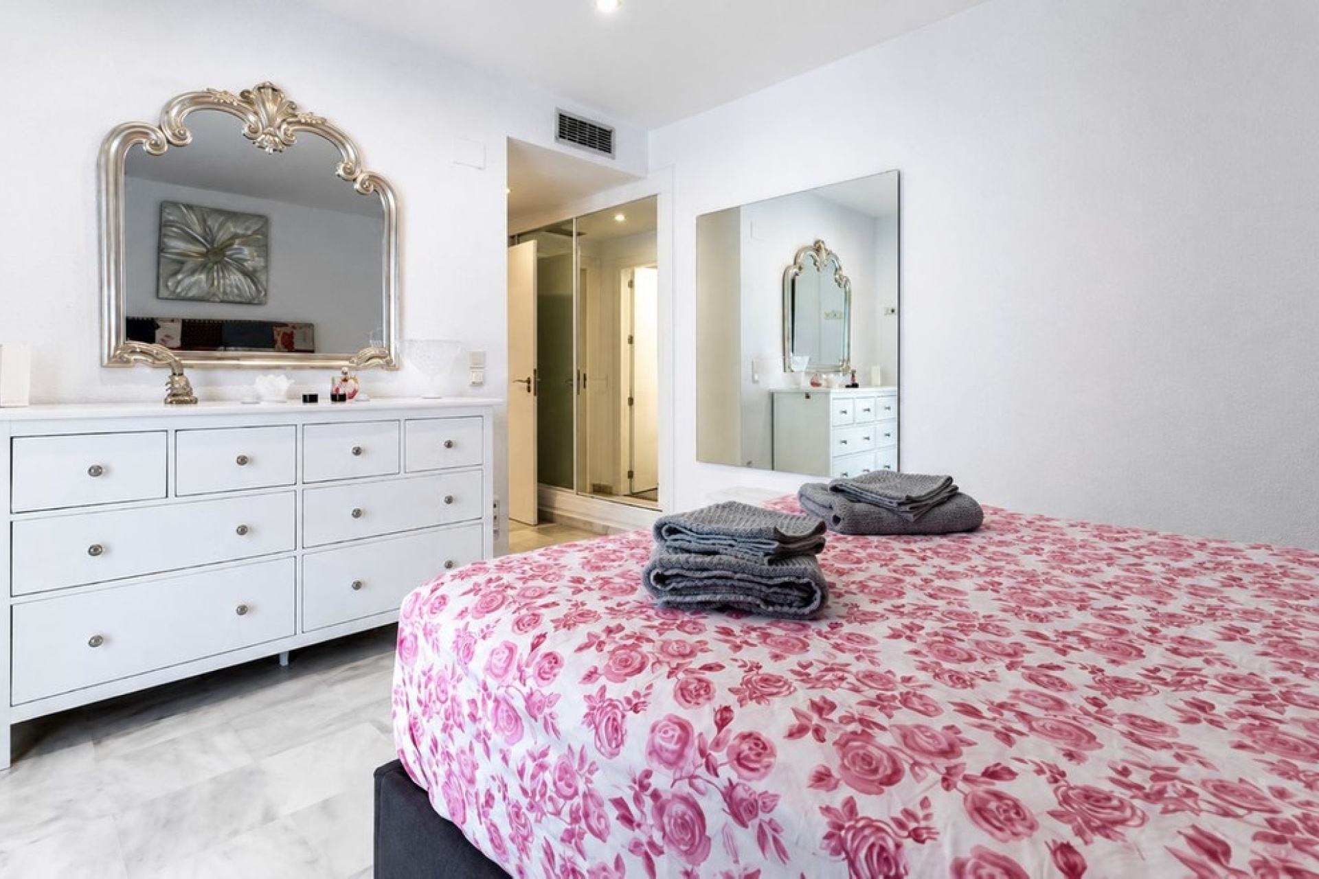Rynek wtórny - apartment - Marbella - Elviria