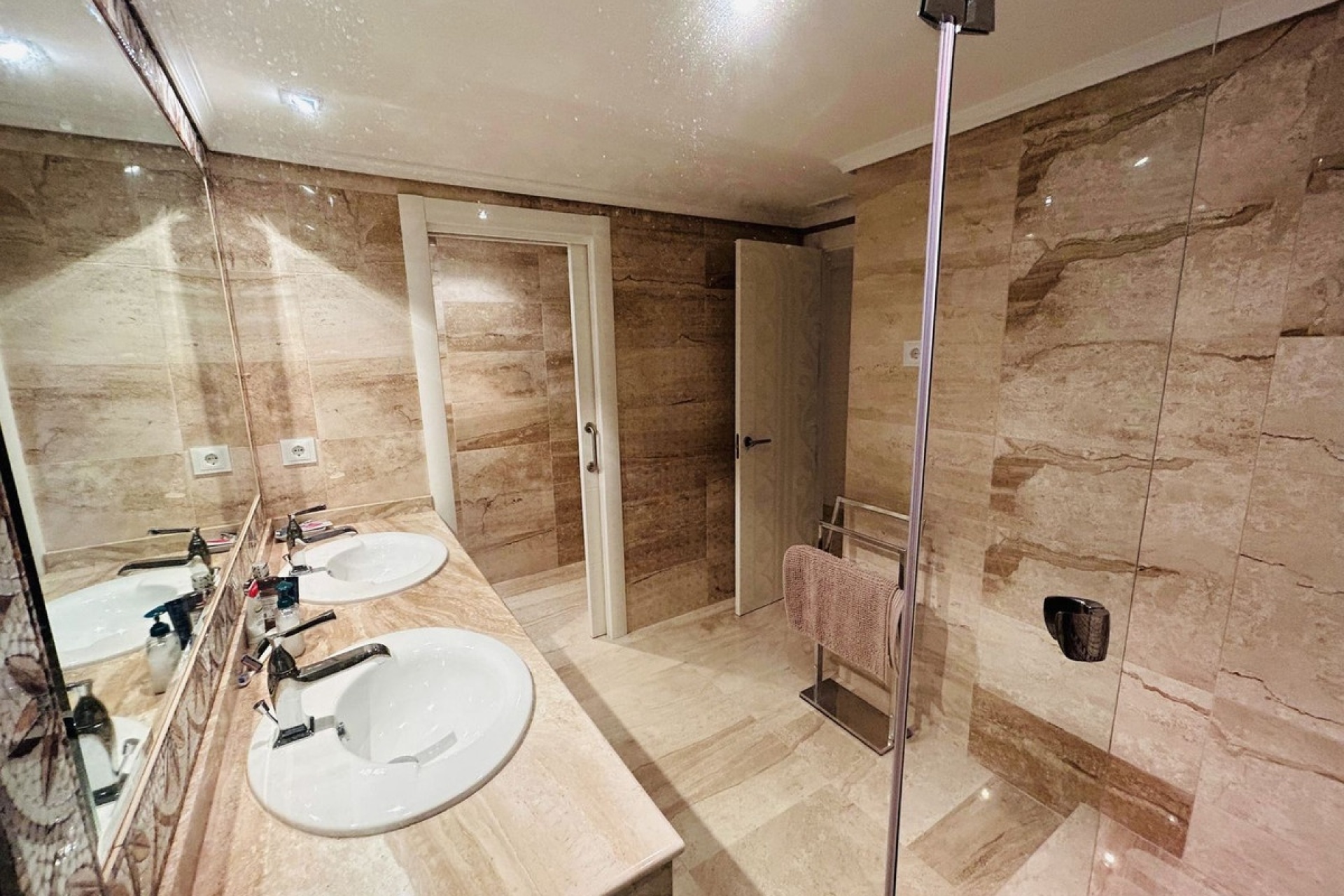 Rynek wtórny - apartment - Marbella - Elviria