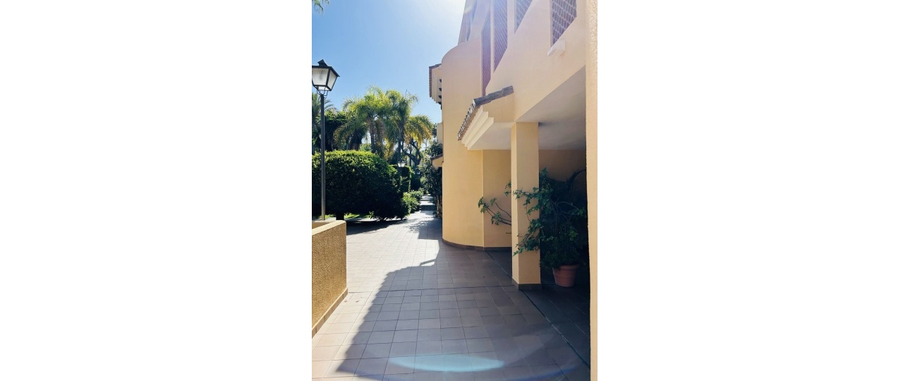 Rynek wtórny - apartment - Marbella - Elviria