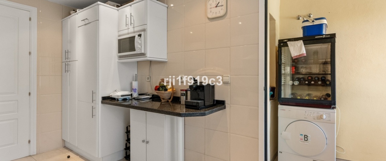 Rynek wtórny - apartment - Marbella - Elviria