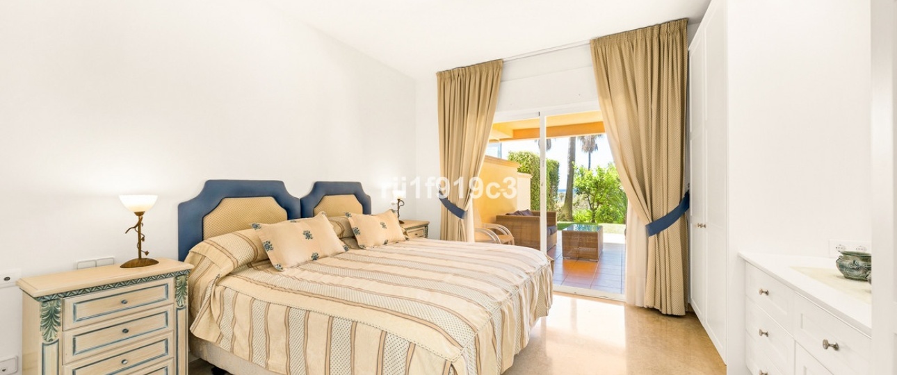 Rynek wtórny - apartment - Marbella - Elviria