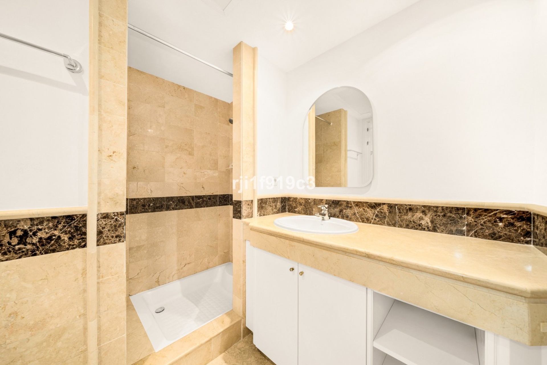 Rynek wtórny - apartment - Marbella - Elviria