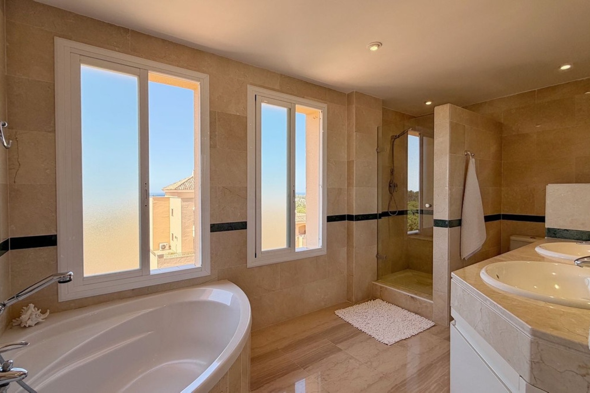 Rynek wtórny - apartment - Marbella - Elviria