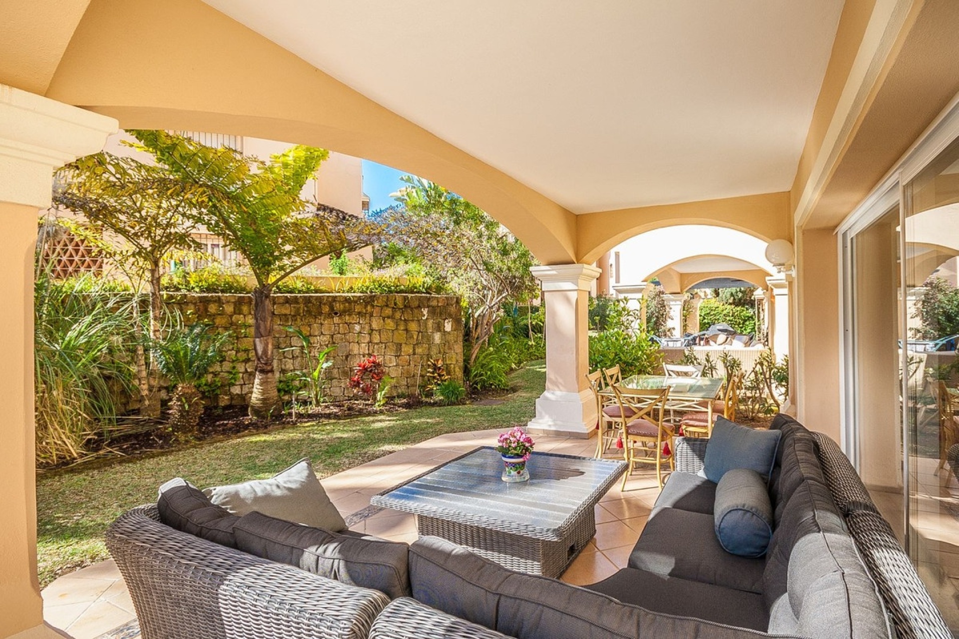 Rynek wtórny - apartment - Marbella - Elviria