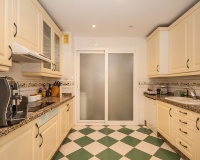 Rynek wtórny - apartment - Marbella - Elviria