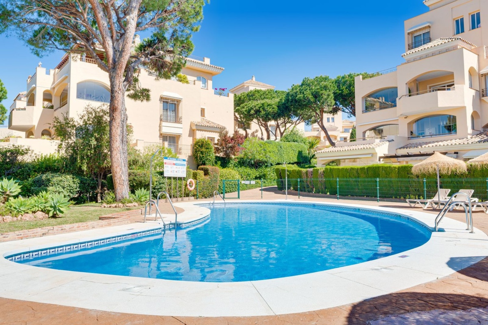 Rynek wtórny - apartment - Marbella - Elviria
