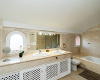 Rynek wtórny - apartment - Marbella - Elviria