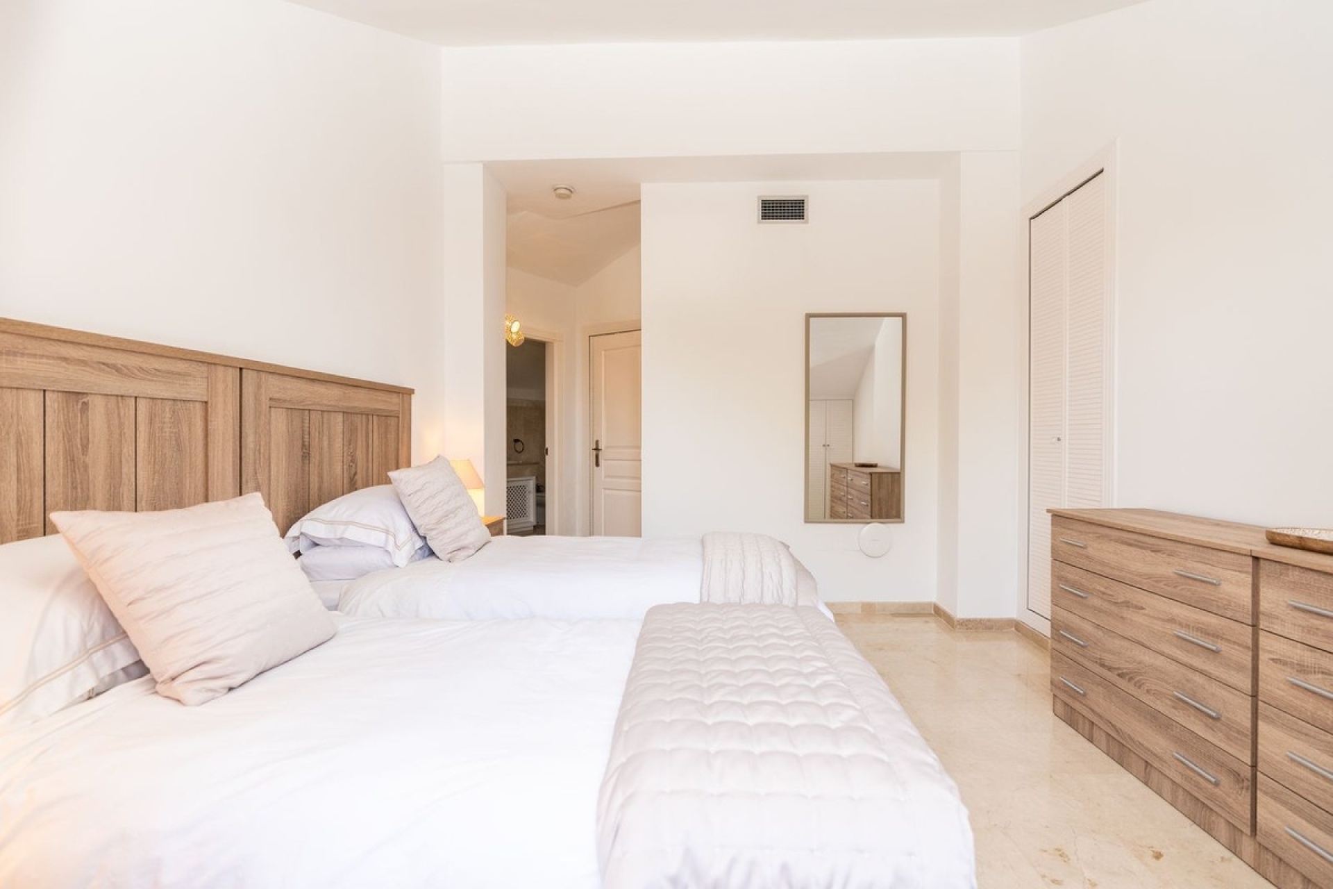 Rynek wtórny - apartment - Marbella - Elviria