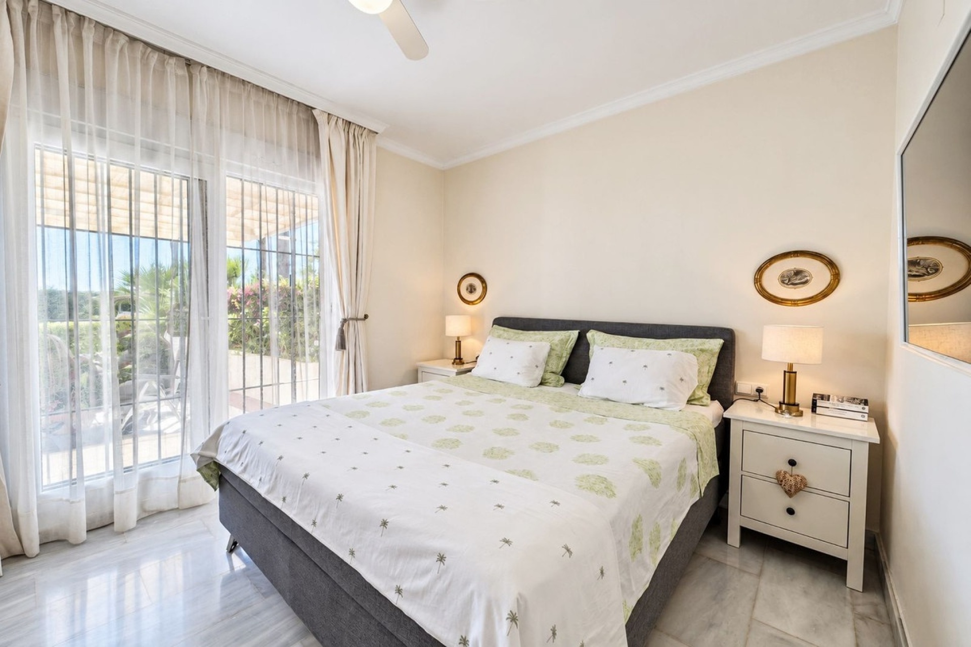 Rynek wtórny - apartment - Marbella - Elviria