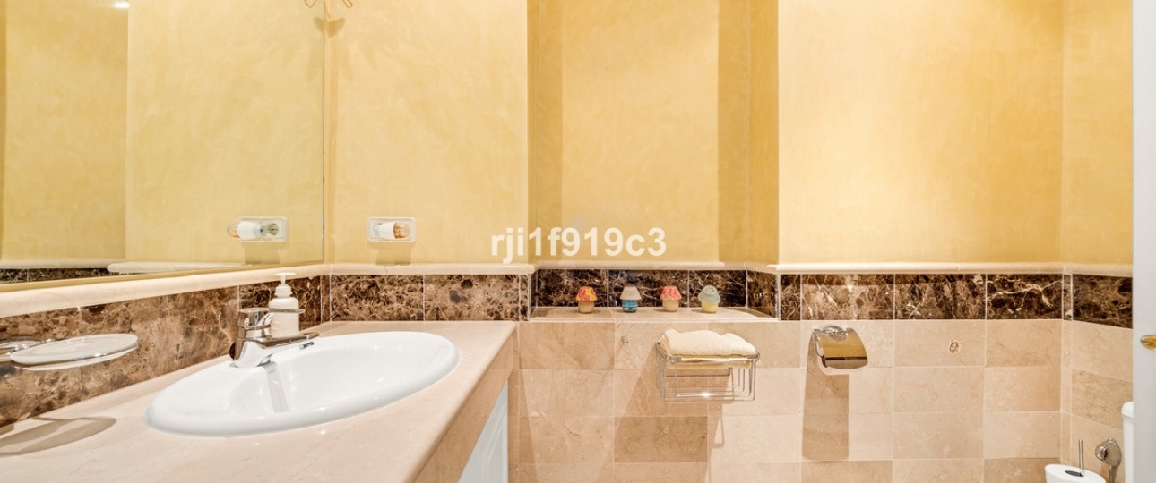 Rynek wtórny - apartment - Marbella - Elviria