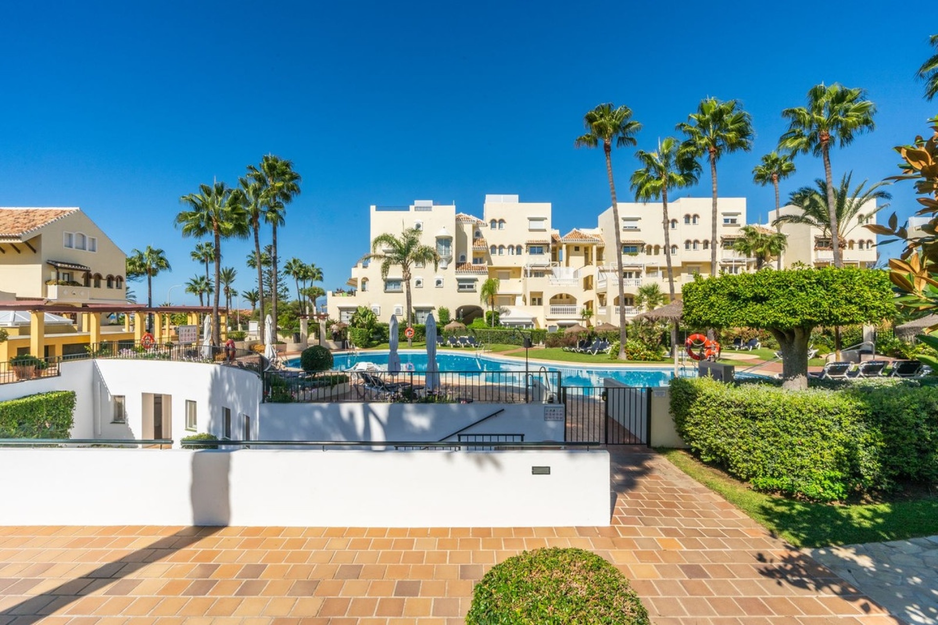 Rynek wtórny - apartment - Marbella - Elviria