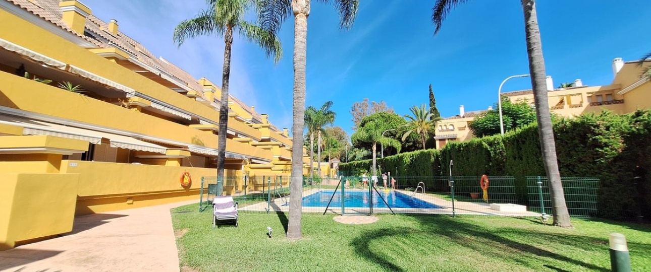 Rynek wtórny - apartment - Marbella - Elviria