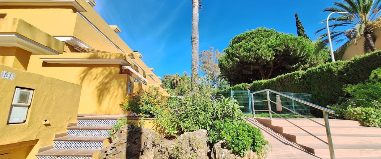 Rynek wtórny - apartment - Marbella - Elviria
