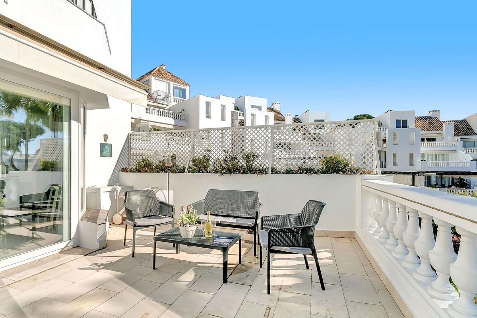 Rynek wtórny - apartment - Marbella - Elviria