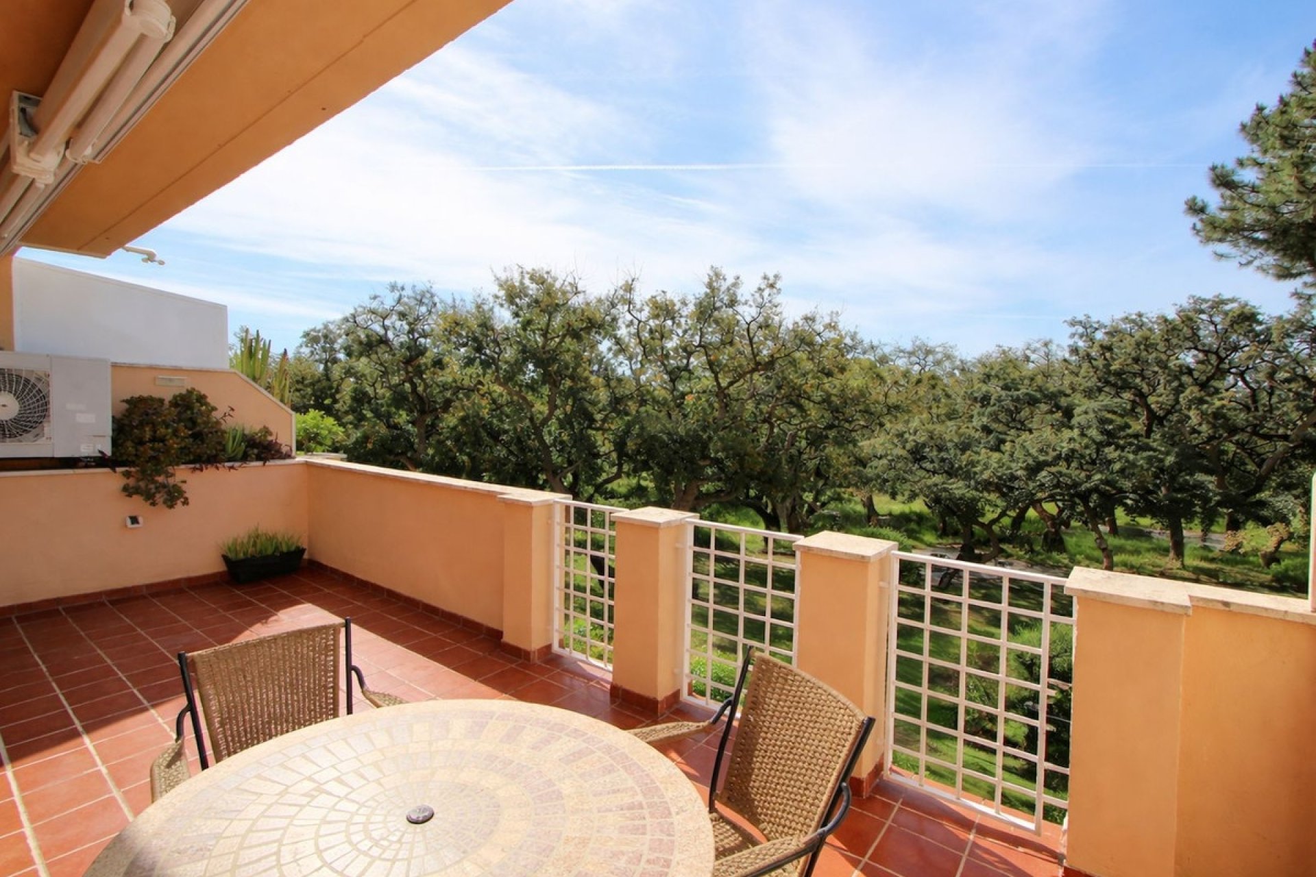 Rynek wtórny - apartment - Marbella - Elviria