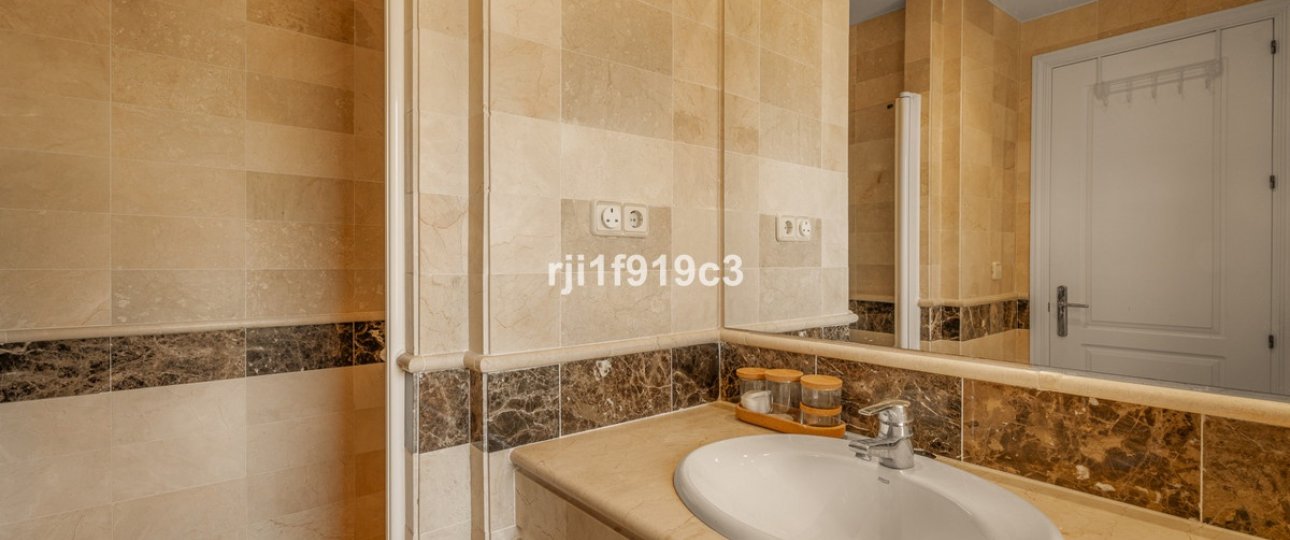 Rynek wtórny - apartment - Marbella - Elviria