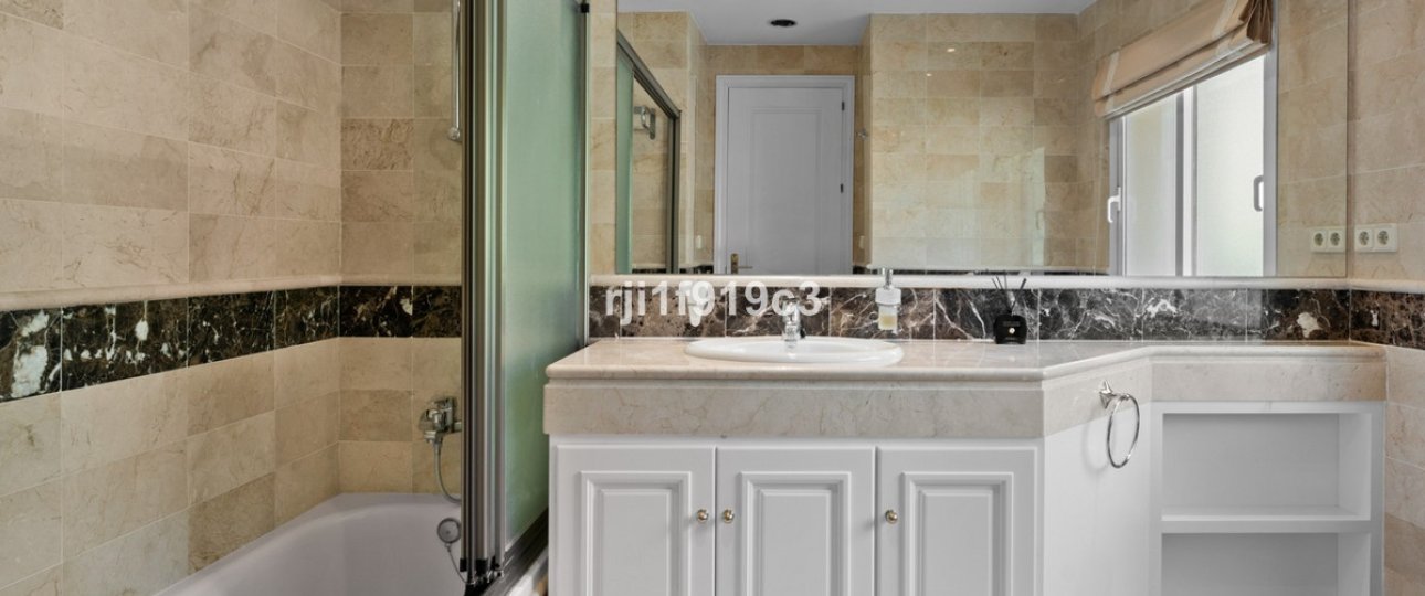Rynek wtórny - apartment - Marbella - Elviria