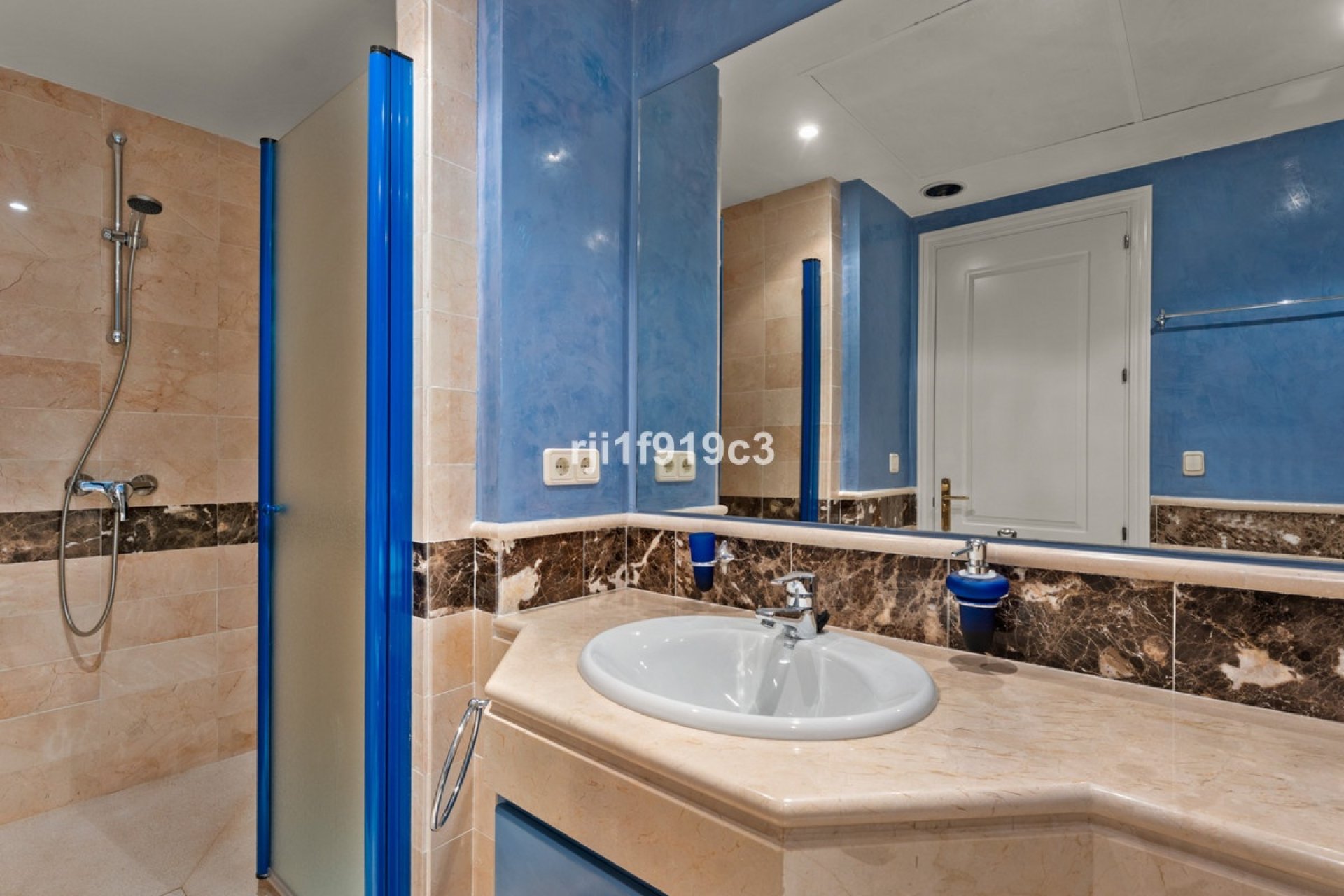 Rynek wtórny - apartment - Marbella - Elviria