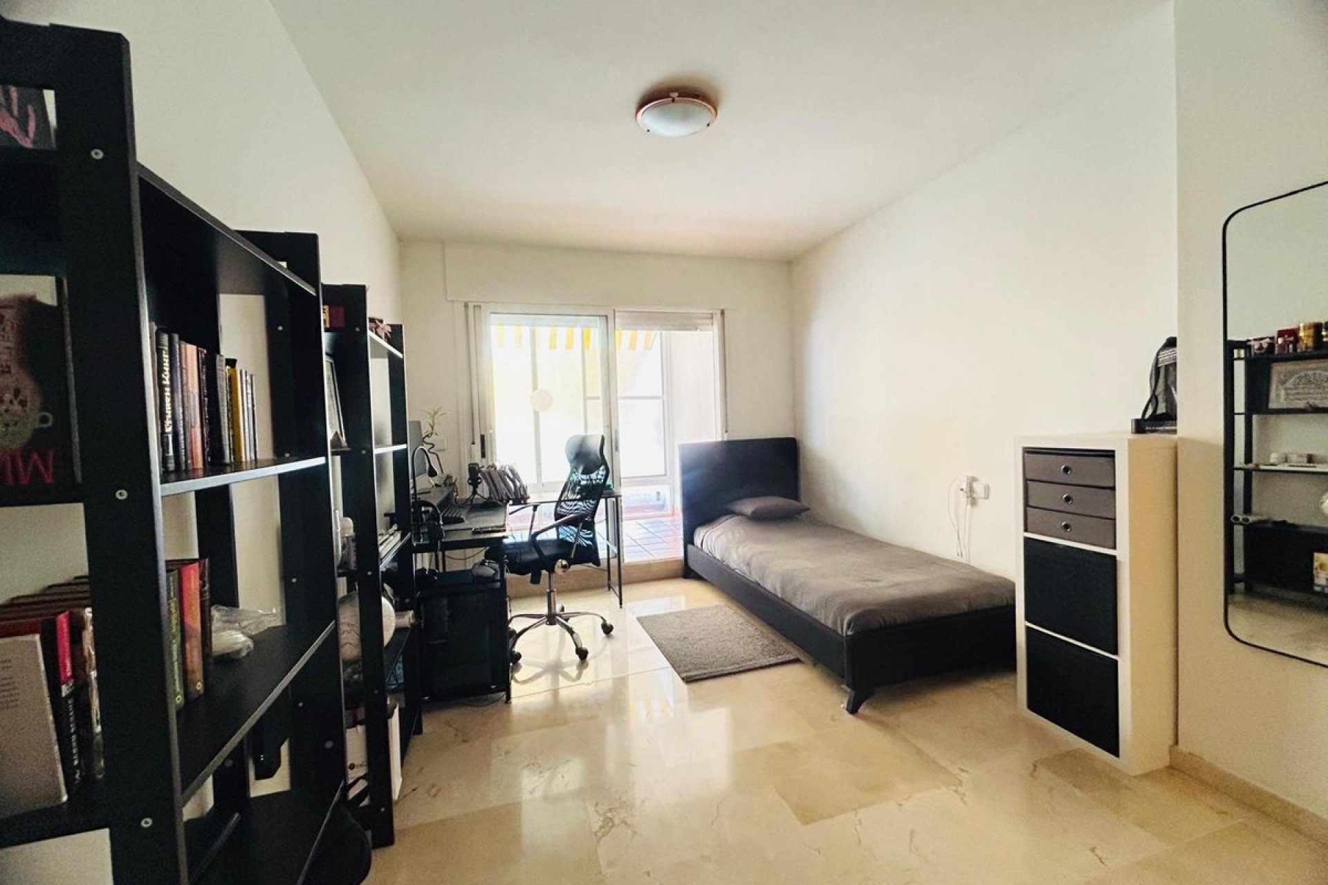 Rynek wtórny - apartment - Marbella - Guadalmina Alta