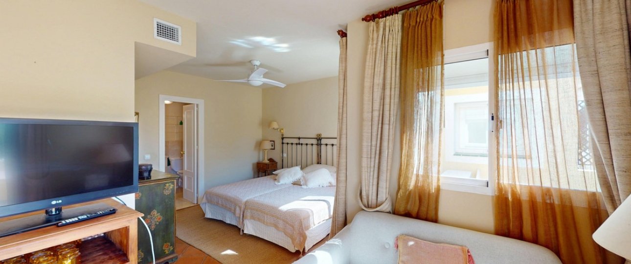 Rynek wtórny - apartment - Marbella - Guadalmina Alta
