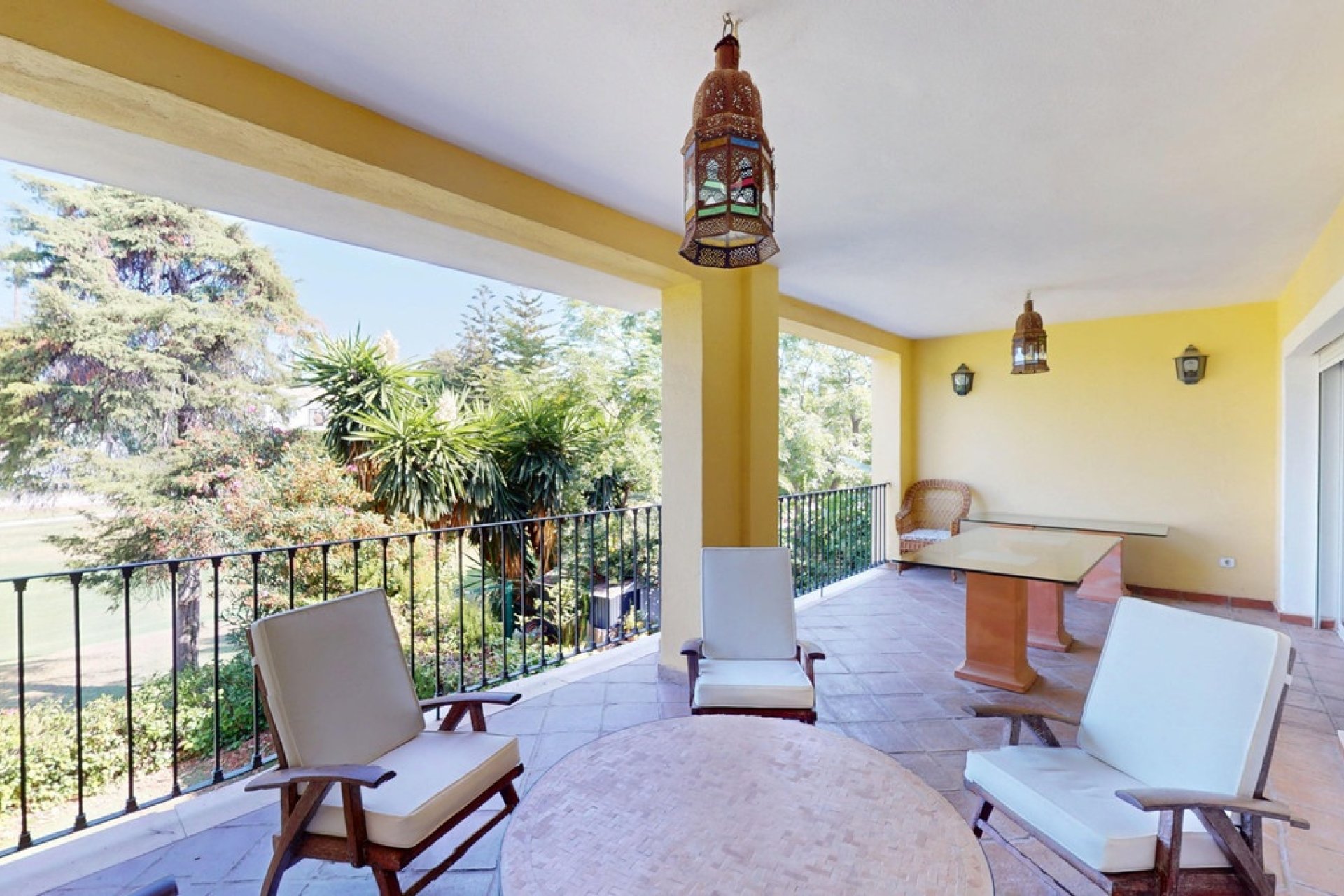 Rynek wtórny - apartment - Marbella - Guadalmina Alta