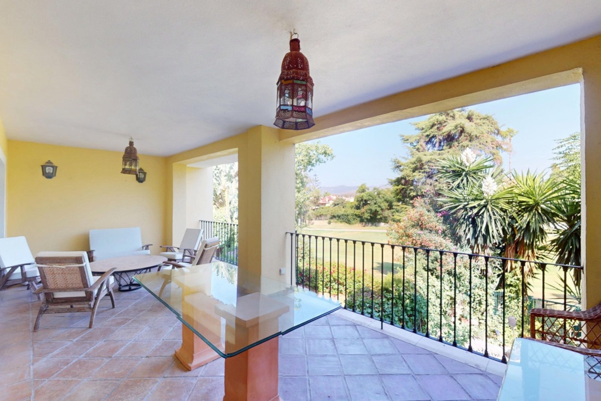 Rynek wtórny - apartment - Marbella - Guadalmina Alta