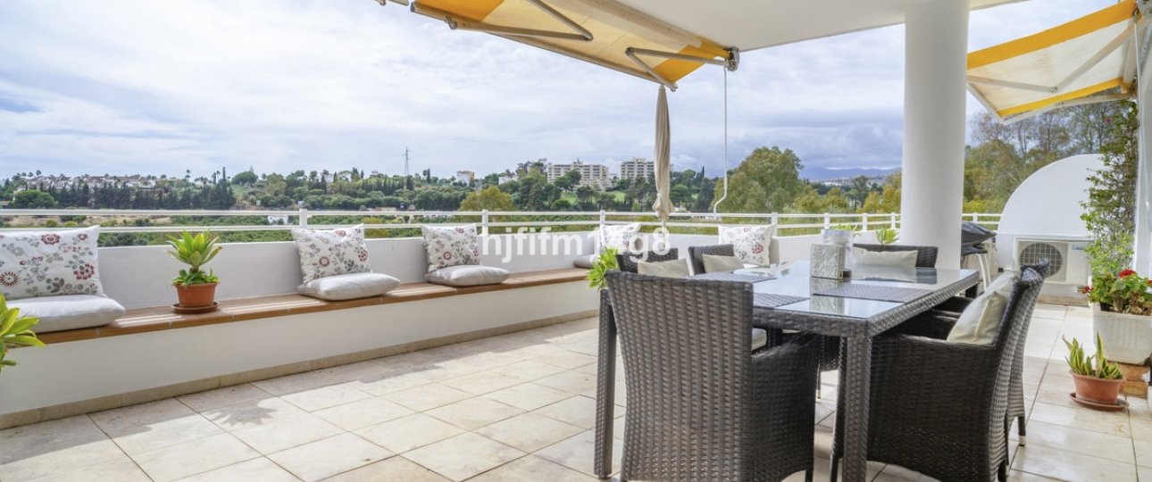 Rynek wtórny - apartment - Marbella - Guadalmina Alta