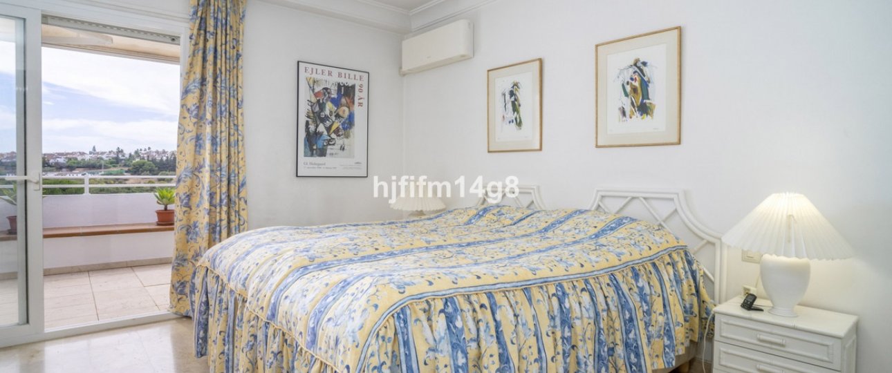 Rynek wtórny - apartment - Marbella - Guadalmina Alta