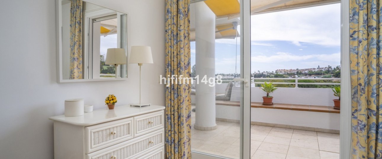 Rynek wtórny - apartment - Marbella - Guadalmina Alta