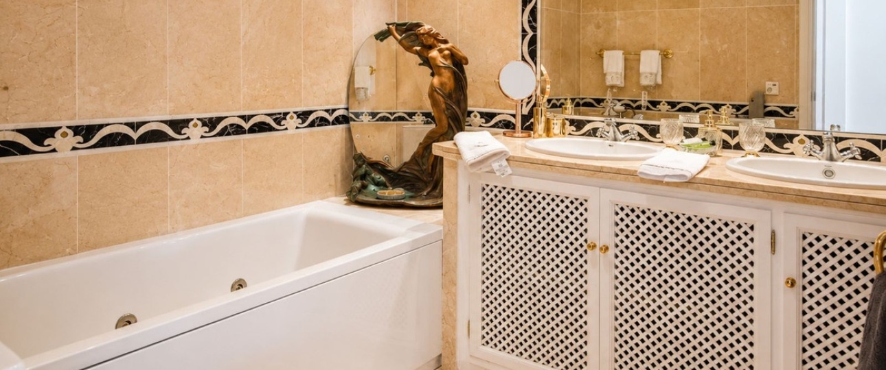 Rynek wtórny - apartment - Marbella - Guadalmina Alta